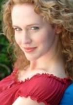 Джулия Декер фото