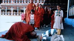 Кадр из фильма "Маленький Будда" - 2