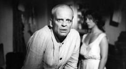 Кадр из фильма "Войцек" - 1