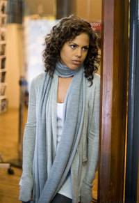 Кадр Быть человеком