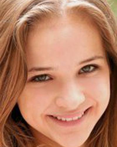 Лиза Викари фото