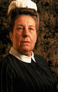 Кадр Мэри Райли