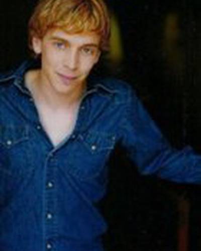 Дилан Троубридж фото