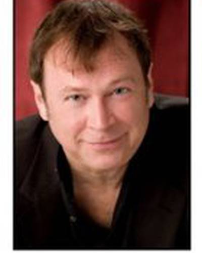 Лоуренс МакГовэн фото