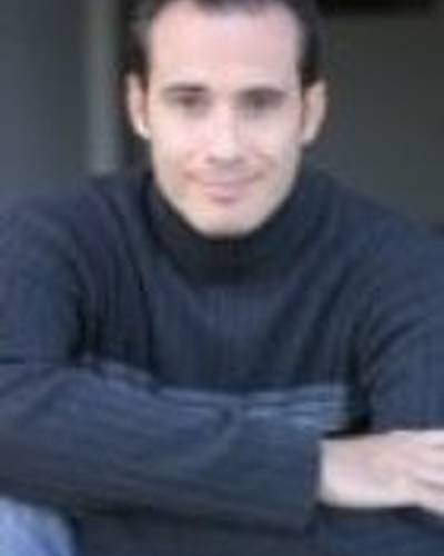 Адам Филдс фото