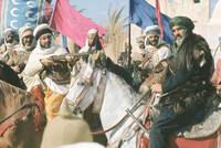 Кадр Ветер и лев