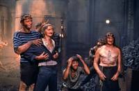 Кадр И корабль плывет