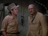 Кадр Доктор Циклопус