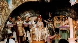 Кадр из фильма "Клеопатра" - 1