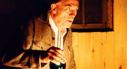 Кадр из фильма "Убей их и съешь! (видео)" - 2