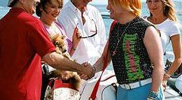 Кадр из фильма "Веселые и загорелые" - 2