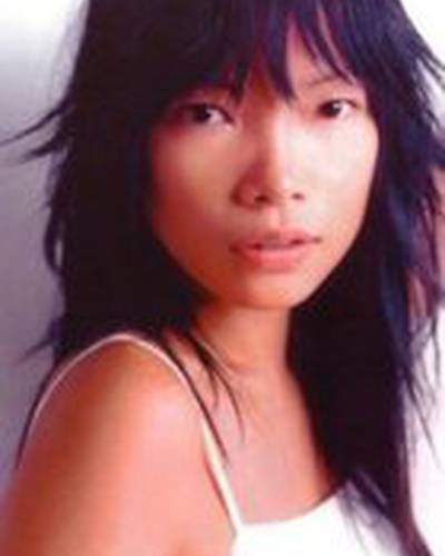 Навия Нгуйен фото