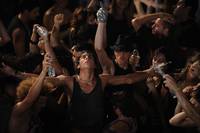 Кадр Секс, вечеринки и ложь