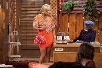 Кадр Две девицы на мели