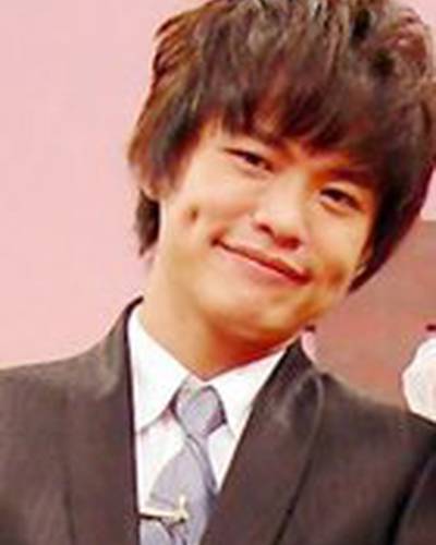 Тен-Хю Хуан фото