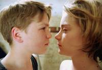 Кадр Подержанный ребёнок