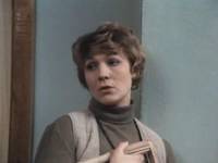 Кадр Не ходите, девки, замуж