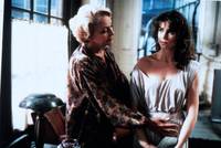 Кадр Публичная женщина