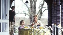 Кадр из фильма "Дверь в полу" - 2