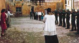 Кадр из фильма "Подполье в Ассизи" - 1