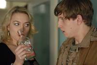 Кадр Холлэм Фоу