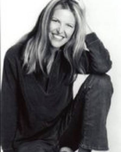 Стефани Иттелсон фото