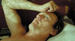 Кадр из фильма "Ангелы вселенной" - 2