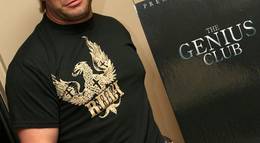 Кадр из фильма "Клуб гениев" - 2