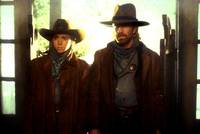 Кадр Парный удар