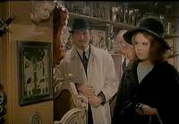 Кадр Андреа – как листок на голом теле