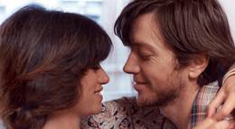 Кадр из фильма "А нежность?.. Бордель!" - 1