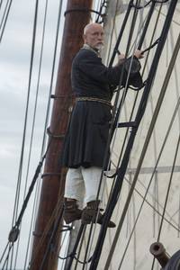 Кадр Череп и кости