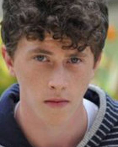 Финнегэн Олдфилд фото