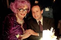 Кадр Элли МакБил