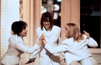 Кадр Клуб первых жен