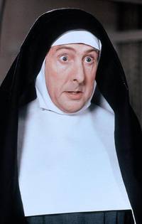 Кадр Монахини в бегах