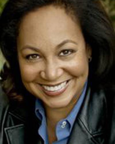 Анджела Робинсон фото