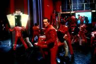 Кадр Обнаженная Бомба