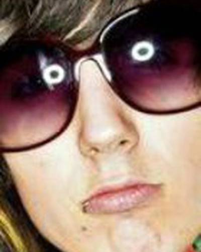 Оливер Сайкес фото