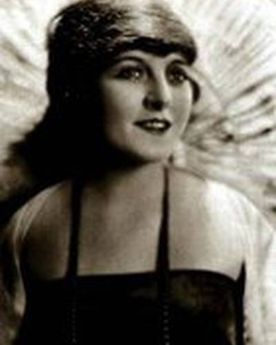 Марта Мэнсфилд фото