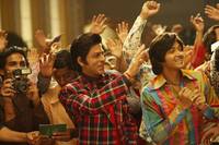 Кадр Ом Шанти Ом