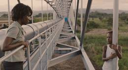 Кадр из фильма "Лейла Фурье" - 1