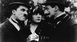 Кадр из фильма "Бегство в автомобиле" - 2