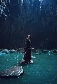 Кадр Беловолосая ведьма Лунного королевства