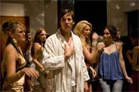 Кадр Мужчины в большом городе