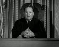 Кадр Стучись в любую дверь