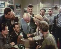 Кадр Королева бензоколонки