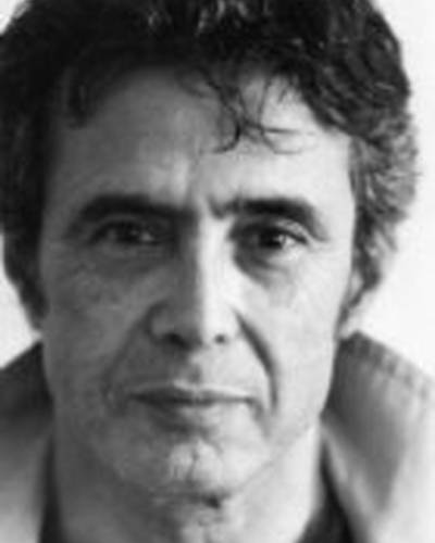 Луне Тазер фото