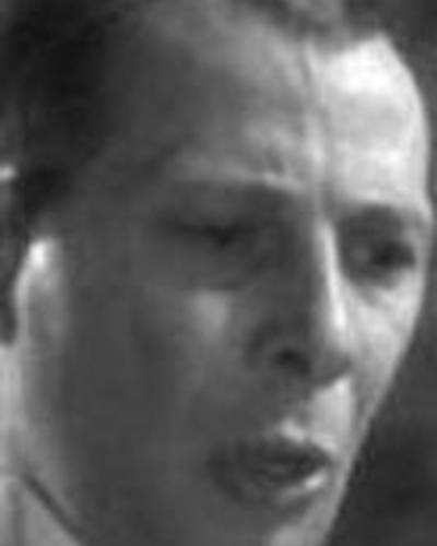 Люсьен Приваль фото