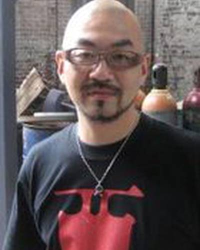 Ёсихиро Нисимура фото